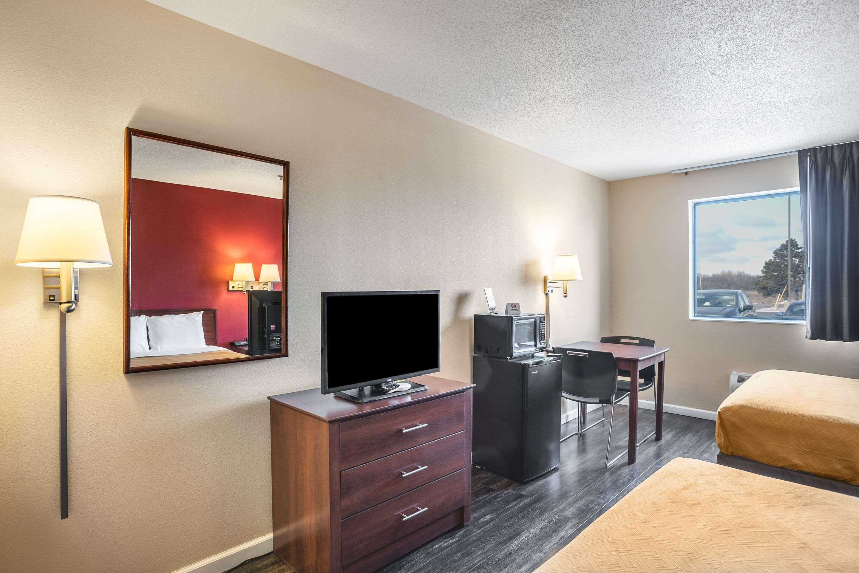 Econo Lodge Princeton Exteriér fotografie