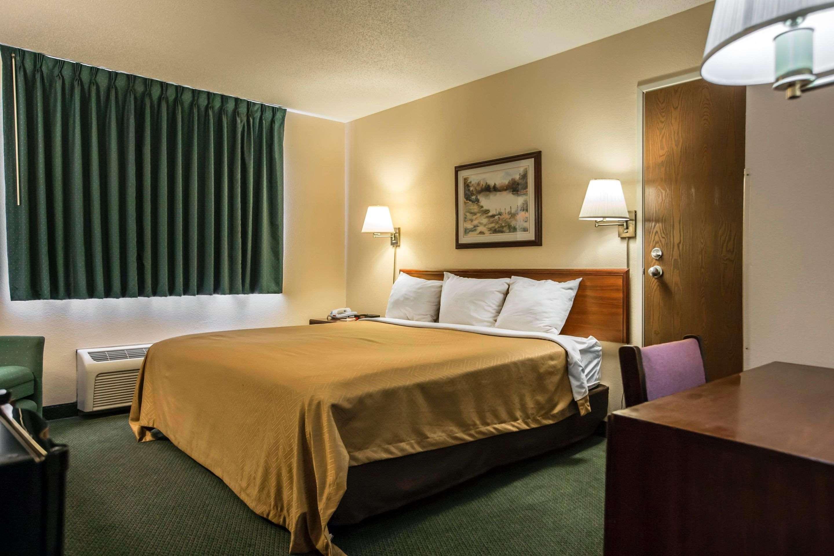 Econo Lodge Princeton Exteriér fotografie
