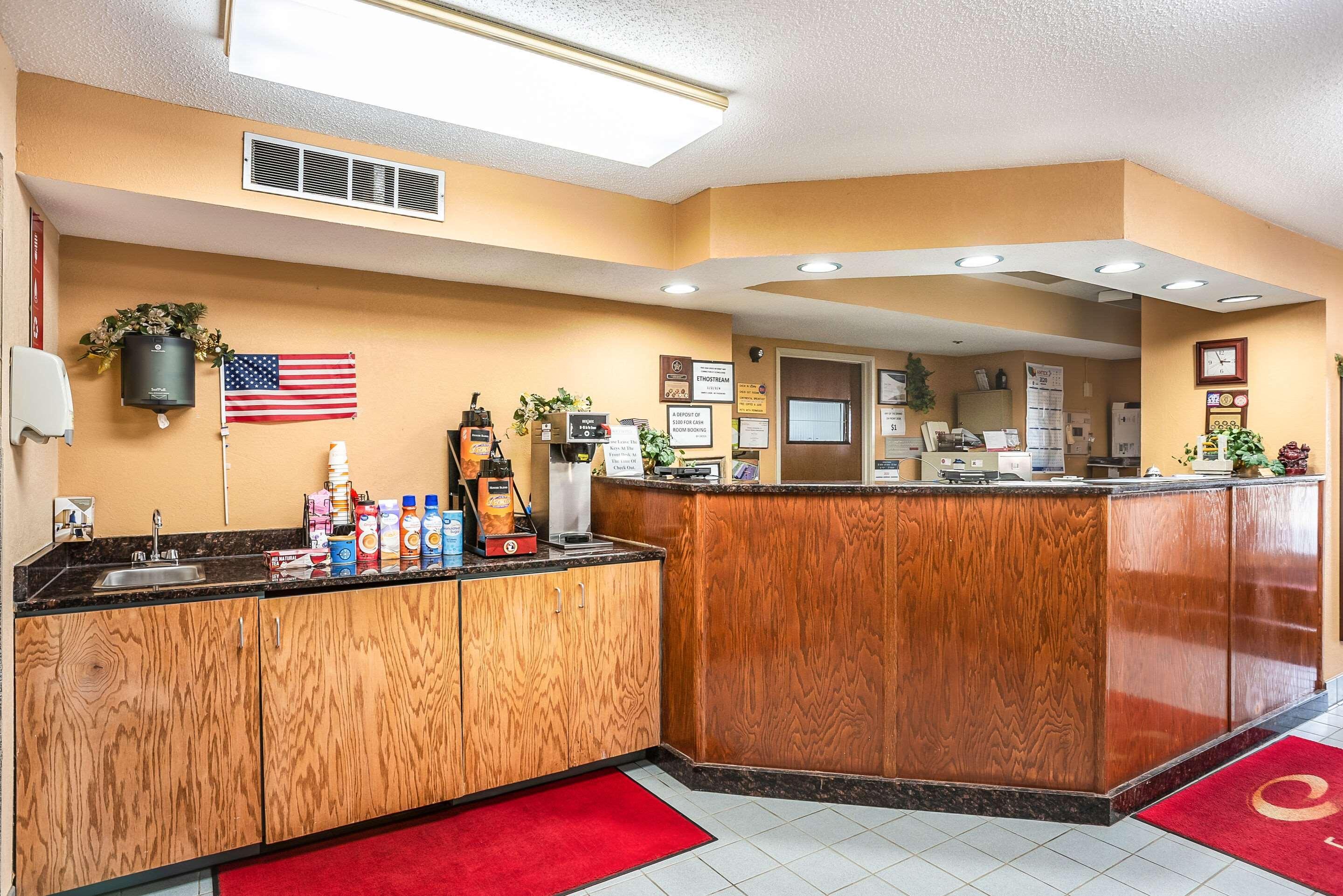 Econo Lodge Princeton Exteriér fotografie